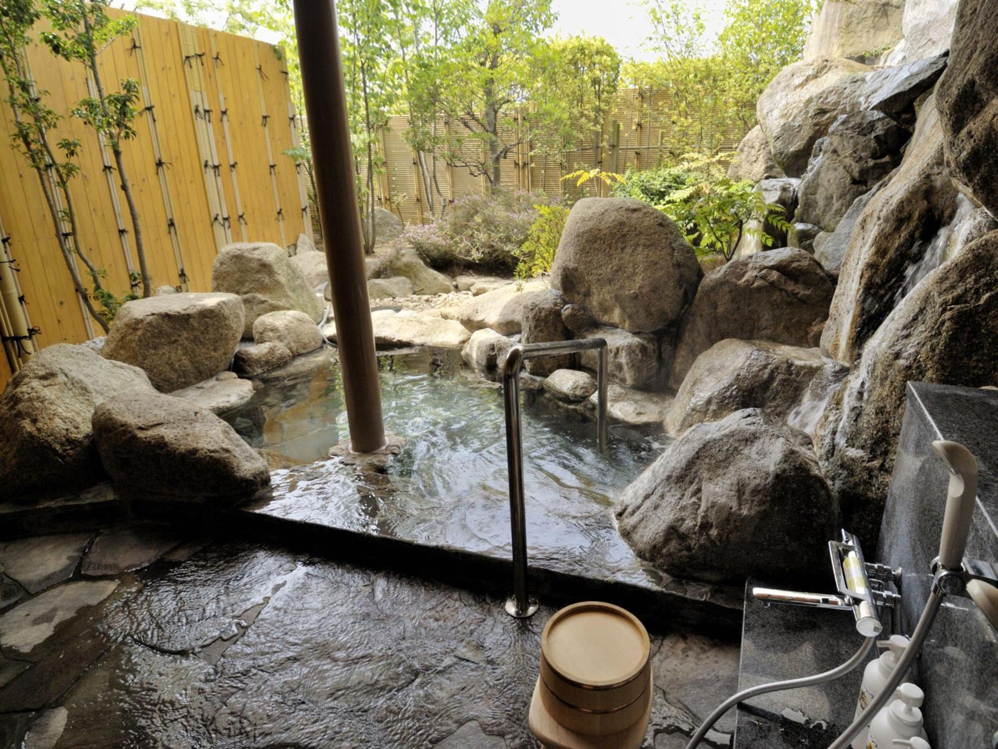 Auberge De South Terrace Shirahama Bagian luar foto